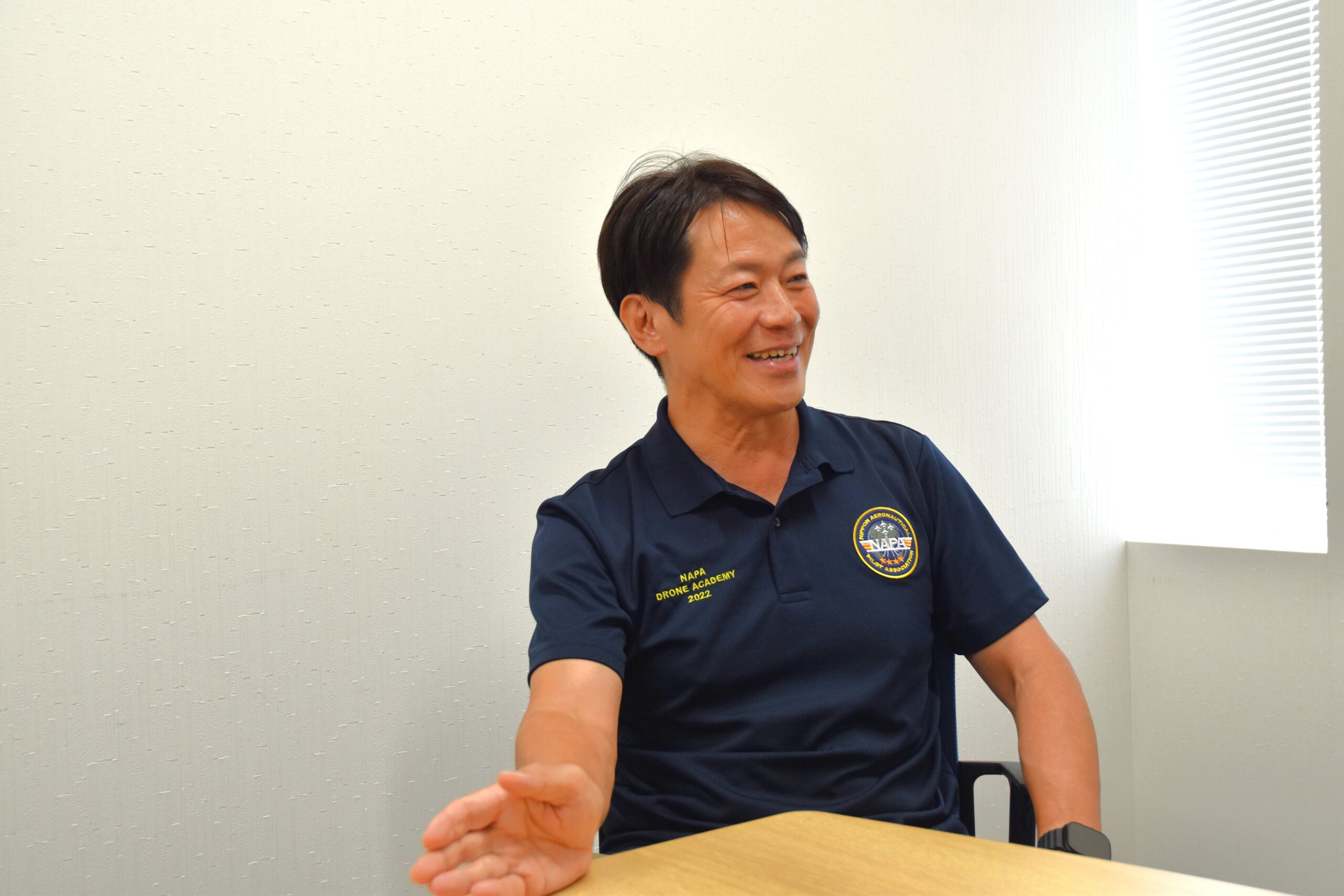 岩岡真吾氏